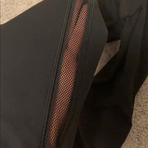 Lululemon High Times Pant (Wing Mesh) 4 - Picture 4 of 4